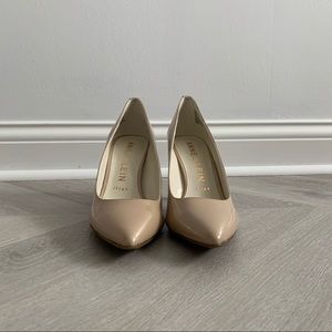 NIB Anne Klein Nude Pumps Size 8